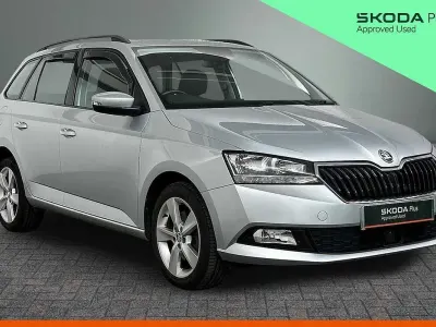 Used Skoda Fabia 81 HP (59 kW) 2019 Brilliant silver metallic Hatchback