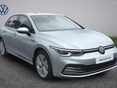Begagnad VW Golf VIII Style 150 HK (110 kW) 2023 Silver Halvkombi