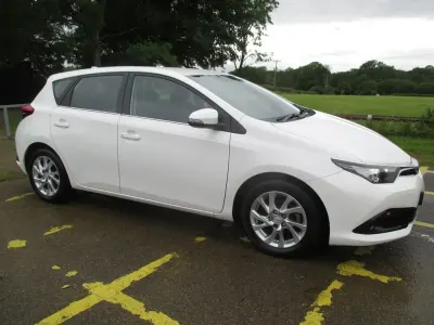 Used Toyota Auris