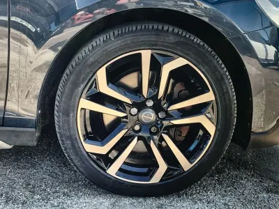Usado Volvo V40 Pro 2018 Azul Utilitario
