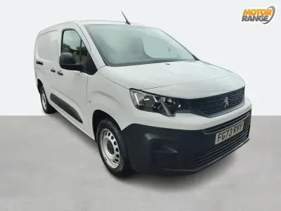 Used Peugeot Partner Premium 100 HP (73 kW) 2023 White MPV