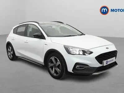 Używany Ford Focus Active 155 KM (114 kW) 2020 Biały Hatchback