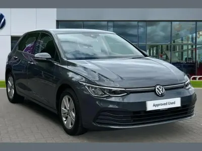 Used VW Golf VIII Life 147 HP (108 kW) 2022 Grey Hatchback