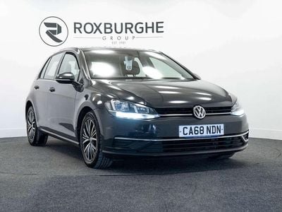 Used VW Golf VII SE 115 HP (84 kW) 2018 Grey Hatchback