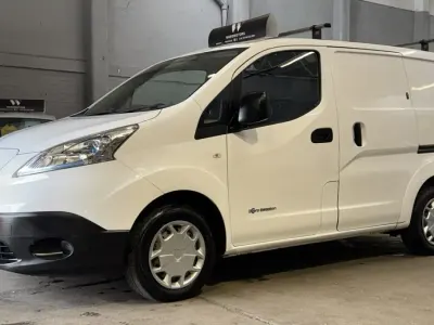 Używany Nissan e-NV200 Acenta 39 kW (54 KM) 2018 Biały Minivan