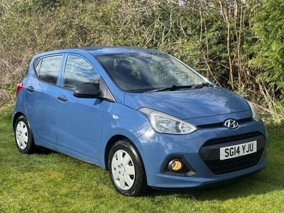 Used Hyundai i10 67 HP (49 kW) 2014 Blue Hatchback