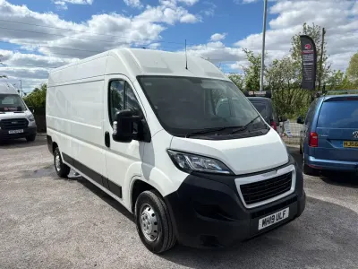 Używany Peugeot Boxer 130 KM (95 kW) 2019 Biały Van