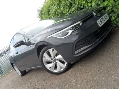 Second-hand VW Golf VII Style 150 CP (110 kW) 2020 Gri Hatchback