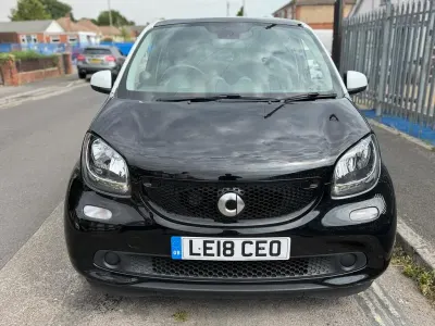 Used Smart ForFour Premium 2018 White Hatchback