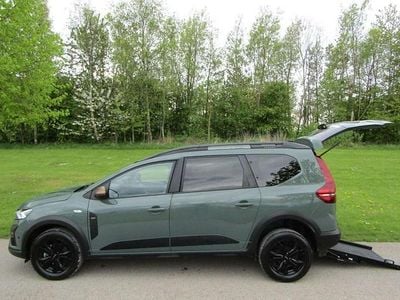 Used Dacia Jogger Extreme 109 HP (80 kW) 2025 MPV
