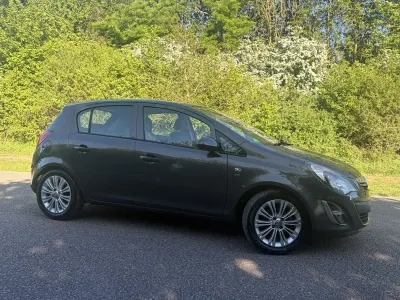Używany Vauxhall Corsa 2014 Szary Hatchback