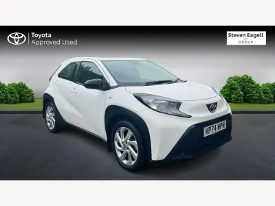 Begagnad Toyota Aygo X PURE 72 HK (52 kW) 2024 Vit SUV