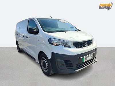 Used Peugeot e-Expert 100 kW (136 HP) 2021 White Van