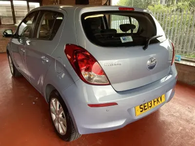 Begagnad Hyundai i20 Active 2013 Blå Halvkombi