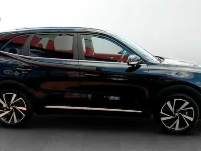 Used MG ZS Trophy 196 HP (144 kW) 2025 Black SUV