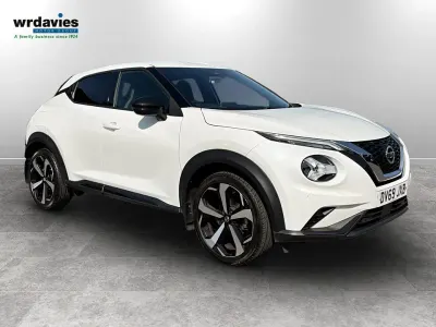 Used Nissan Juke N-Connecta 117 HP (86 kW) 2019 Storm white SUV