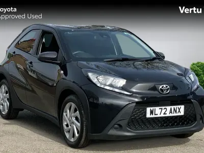 Used Toyota Aygo X PURE 72 HP (52 kW) 2023 Black SUV