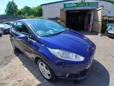 Used Ford Fiesta Zetec 82 HP (60 kW) 2014 Blue Hatchback