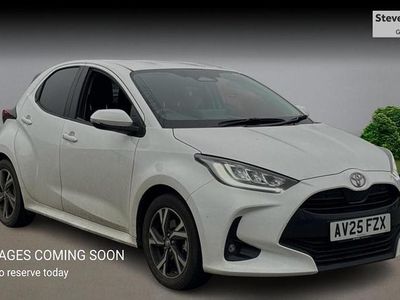 Used Toyota Yaris Hybrid Design 2025 White Hatchback