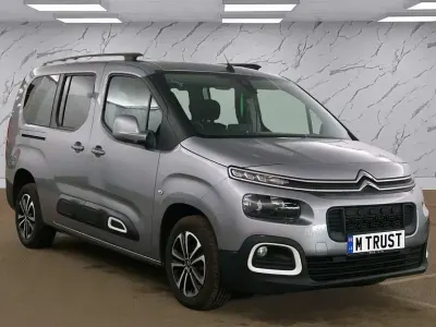 Usado Citroën Berlingo Flair 110 CV (80 kW) 2019 Gris Monovolumen