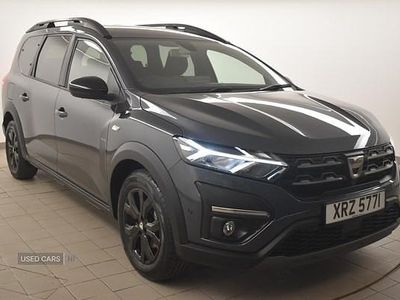 Used Dacia Jogger Extreme 109 HP (80 kW) 2022 Grey MPV
