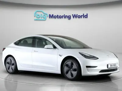 Used Tesla Model 3 Standard Range Plus 180 kW (245 HP) 2020 Sedan