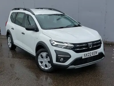 Używany Dacia Jogger Essentiel 109 KM (80 kW) 2022 Biały Minivan