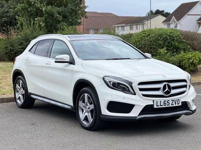 Mercedes GLA220