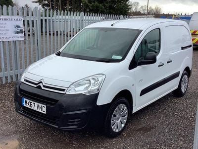 Used Citroën Berlingo 49 kW (67 HP) 2017 White MPV