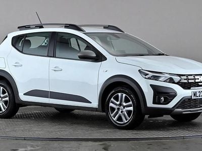 Used Dacia Sandero Expression 91 HP (66 kW) 2023 White Hatchback