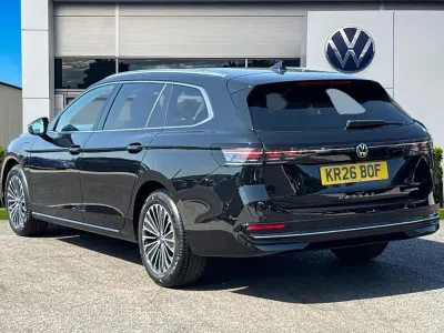 New VW Passat Elegance 204 HP (150 kW) 2026 Black Estate
