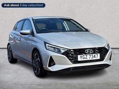 Used Hyundai i20 Premium 100 HP (73 kW) 2023 Silver Hatchback