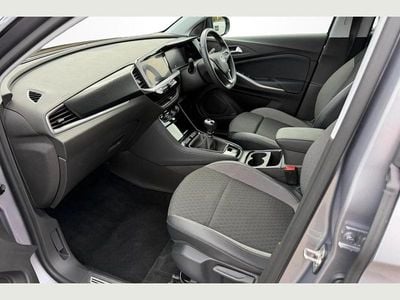 Used Vauxhall Grandland X GS Line 128 HP (94 kW) 2022 Grey SUV