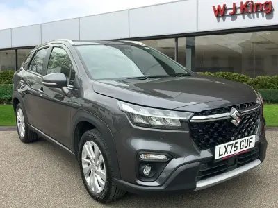 Używany Suzuki SX4 115 KM (84 kW) 2025 Szary Hatchback
