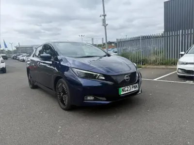 Used Nissan Leaf Tekna 108 kW (147 HP) 2023 Blue Hatchback