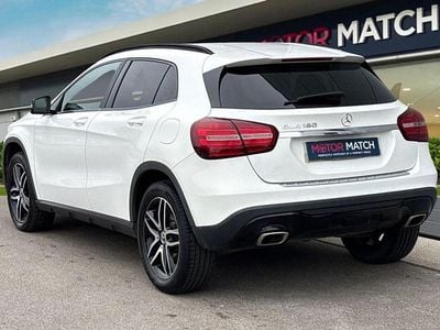Used Mercedes GLA180 Urban 122 HP (89 kW) 2019 White SUV