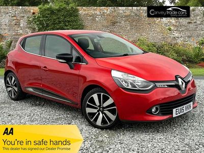 Used Renault Clio IV Dynamique 90 HP (66 kW) 2015 Red Hatchback