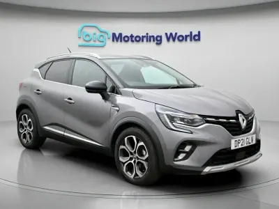 Used Renault Captur Version S 140 HP (102 kW) 2021 Grey/black SUV