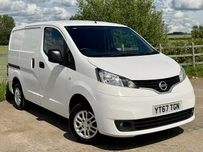 Used Nissan NV200 Tekna 2017 White MPV