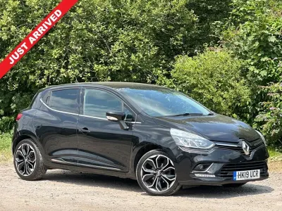 Used Renault Clio Iconic 90 HP (66 kW) 2019 Black Hatchback