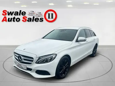 Used Mercedes C200 184 HP (135 kW) 2015 White Estate