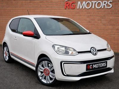 Used VW up! Beats 75 HP (55 kW) 2017 White Hatchback