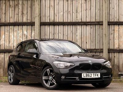 Used BMW 116 Sport Line 2013 Black Hatchback