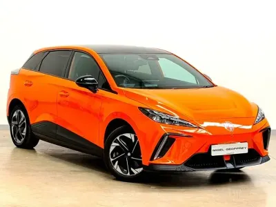 Used MG MG4 EV Trophy 319 kW (435 HP) 2023 Orange Hatchback