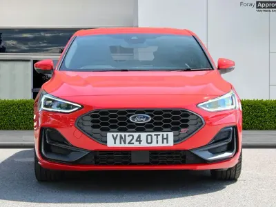 Usado Ford Focus ST 2024 Vermelho Citadino