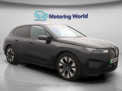 BMW iX