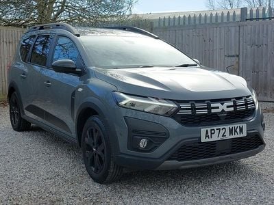 Used Dacia Jogger Extreme 109 HP (80 kW) 2023 Grey MPV