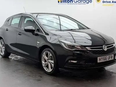 Gebraucht Vauxhall Astra SRi 150 PS (110 kW) 2016 Schwarz Kleinwagen