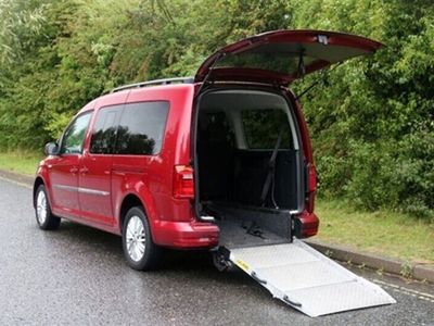 used VW Caddy Maxi Life 5 Seat Auto Wheelchair Accessible Disabled Access Ramp Car 2.0 5dr