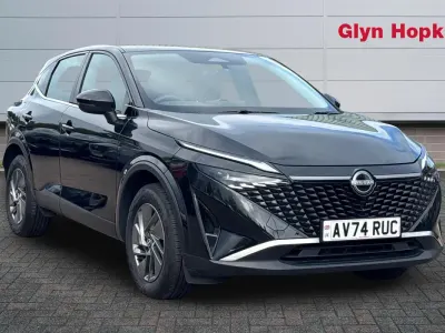 Używany Nissan Qashqai Acenta Premium 2024 Czarny SUV